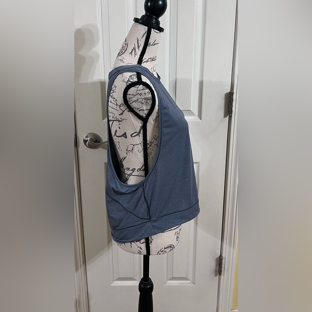 Lululemon Pace Perfect Tank - Picture 4 of 9